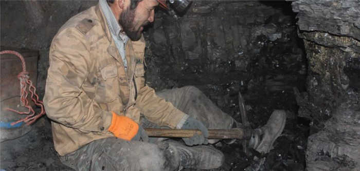 Уровень зарплат на разных российских шахтах
