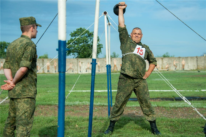Какие физические упражнения предусмотрены в армии РФ